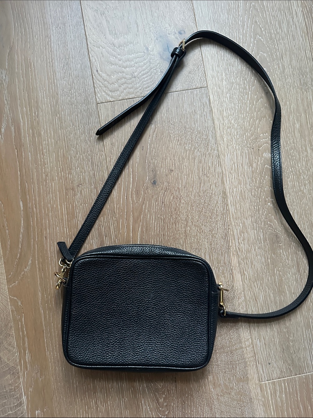 QUINCE Black Leather Gemma MC Crossbody Bag with Gold Hardware - Picture 4 of 11